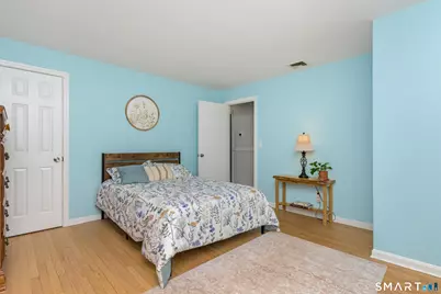 435 West Shepard Avenue, Hamden, CT 06514 - Photo 21