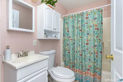 435 West Shepard Avenue, Hamden, CT 06514 - Photo 21