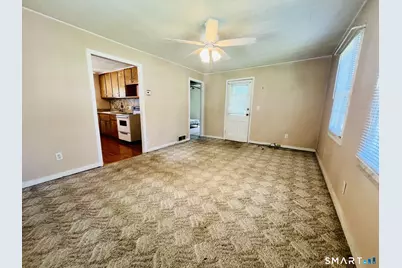 13 Midway Oval, Groton, CT 06340 - Photo 7