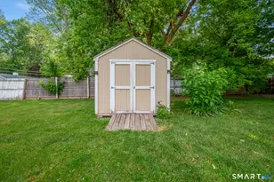 25 Douglas Dr, Meriden, CT 06451 - Photo 39