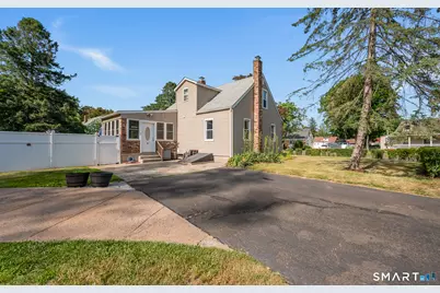 25 Douglas Drive, Meriden, CT 06451 - Photo 5