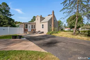 25 Douglas Dr, Meriden, CT 06451 - Photo 5