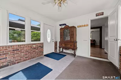 25 Douglas Drive, Meriden, CT 06451 - Photo 9