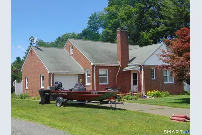 9 Grantham Road, Wallingford, CT 06492 - Photo 3