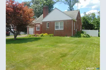9 Grantham Road, Wallingford, CT 06492 - Photo 5