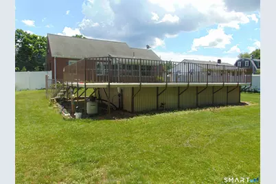 9 Grantham Road, Wallingford, CT 06492 - Photo 11
