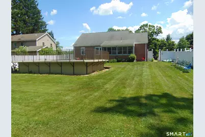 9 Grantham Road, Wallingford, CT 06492 - Photo 7