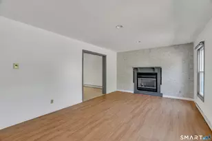 245 Colonial Ave, Waterbury, CT 06704 - Photo 5