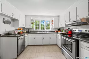 73 Longlane Rd, West Hartford, CT 06117 - Photo 7