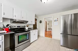 73 Longlane Rd, West Hartford, CT 06117 - Photo 9