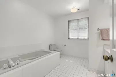 15 Wedgewood Road, Trumbull, CT 06611 - Photo 25