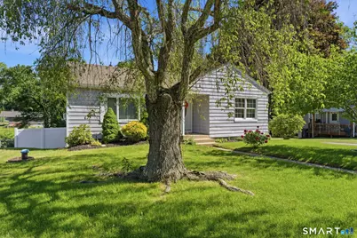 16 Park Avenue, Montville, CT 06382 - Photo 3