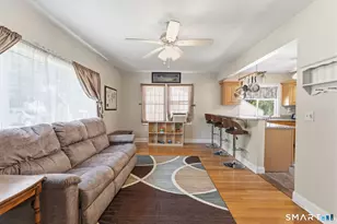 16 Park Ave, Montville, CT 06382 - Photo 9