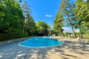 71 Strawberry Hill Ave, Stamford, CT 06902 - Photo 17