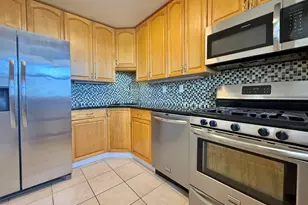 71 Strawberry Hill Ave, Stamford, CT 06902 - Photo 7