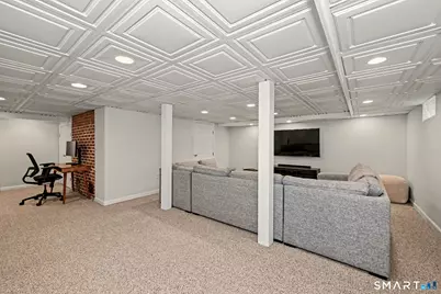 158 Courtland Hill Street, Stamford, CT 06906 - Photo 17