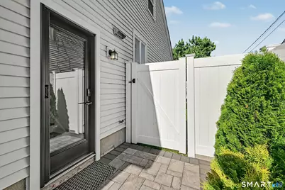 158 Courtland Hill Street, Stamford, CT 06906 - Photo 25