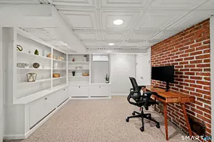 158 Courtland Hill St, Stamford, CT 06906 - Photo 15