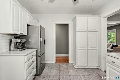 158 Courtland Hill Street, Stamford, CT 06906 - Photo 7