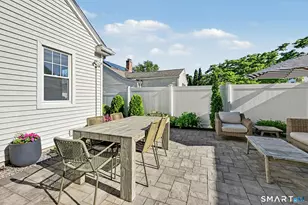 158 Courtland Hill St, Stamford, CT 06906 - Photo 31