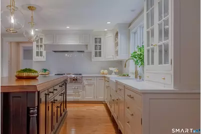 30 Saint Johns Place, Westport, CT 06880 - Photo 19