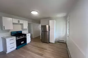 25 Lorenzo St, Torrington, CT 06790 - Photo 7