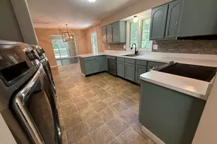 436 Tiffany Ln, Bristol, CT 06010 - Photo 15