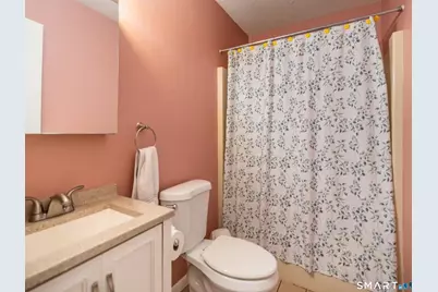 3370 Madison Avenue #2B, Bridgeport, CT 06606 - Photo 9