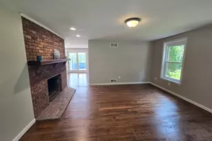 254 Jobs Hill Rd, Ellington, CT 06029 - Photo 3