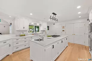 18 Silver Brook Rd, Westport, CT 06880 - Photo 5