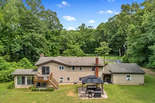 384 Beaver Meadow Rd, Haddam, CT 06438 - Photo 5