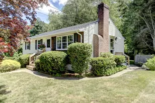37 Cody Ave, Plainville, CT 06062 - Photo 3