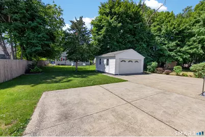 60 Gilbert Avenue, Hamden, CT 06514 - Photo 29