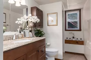 9 Firelight Dr, Danbury, CT 06810 - Photo 25