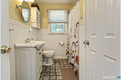 105 Seaview Avenue, West Haven, CT 06516 - Photo 15