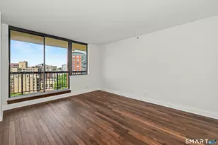 25 Forest St, Stamford, CT 06901 - Photo 15