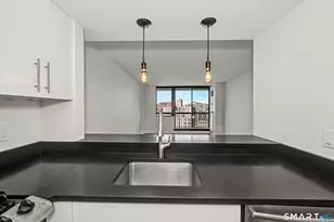 25 Forest St, Stamford, CT 06901 - Photo 11