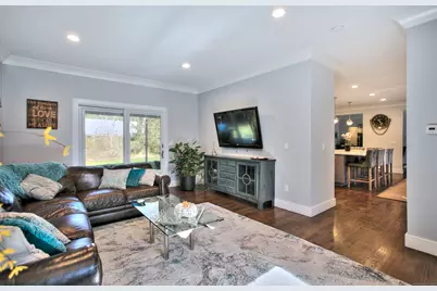 16 Sue Terrace, Westport, CT 06880 - Photo 5