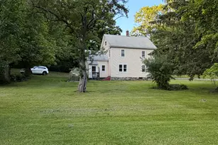 128 Toddy Hill Rd, Newtown, CT 06482 - Photo 3