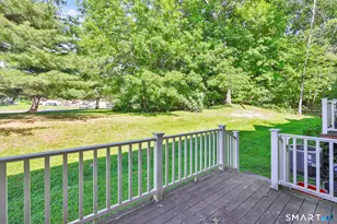 8 Julia Ct, East Windsor, CT 06016 - Photo 11