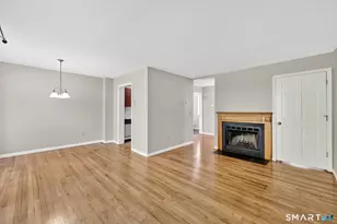 8 Julia Ct, East Windsor, CT 06016 - Photo 15