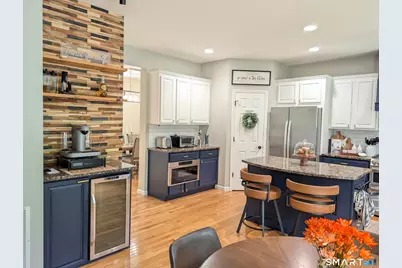 7 Traditions Boulevard #7, Southbury, CT 06488 - Photo 3