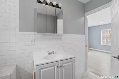 33 Congress Avenue, Waterbury, CT 06708 - Photo 19