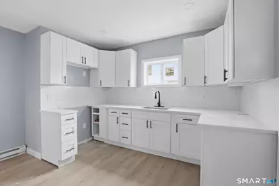33 Congress Avenue, Waterbury, CT 06708 - Photo 17