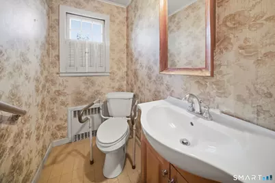 11 Paxton Road, West Hartford, CT 06107 - Photo 7