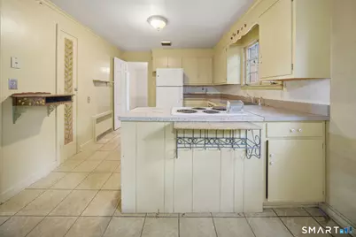 11 Paxton Road, West Hartford, CT 06107 - Photo 5