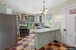 33 Church St, Guilford, CT 06437 - Photo 27