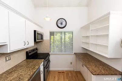 9 Old North Stamford Road #35C, Stamford, CT 06905 - Photo 5