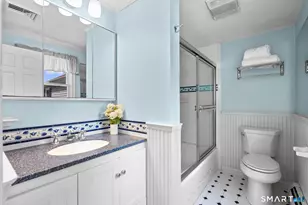 61 Raymond St, Darien, CT 06820 - Photo 17