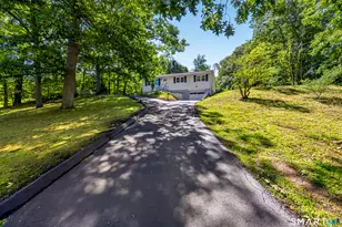 41 Piscitello Dr, Branford, CT 06405 - Photo 27